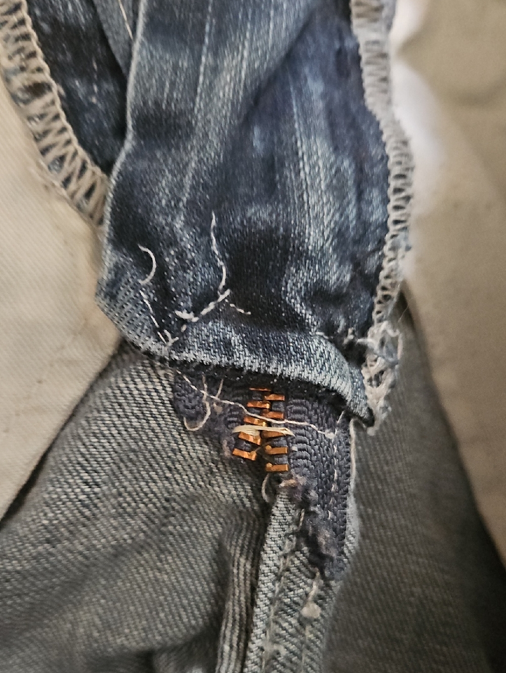 Kimes Ranch Jolene Jeans - Picture 12 of 13